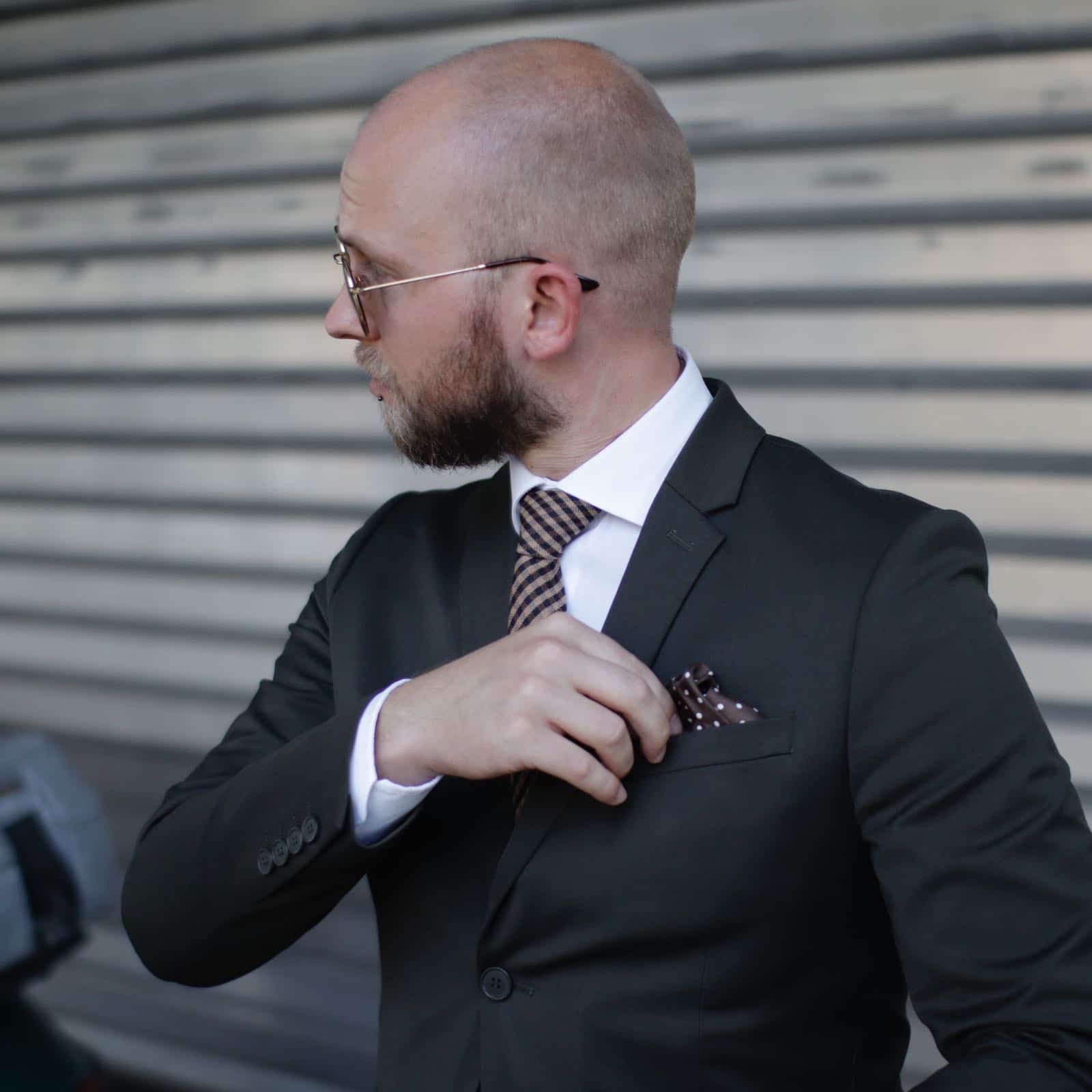 Gentlemen’s Club Germany_OOTD_SuitedRacer01